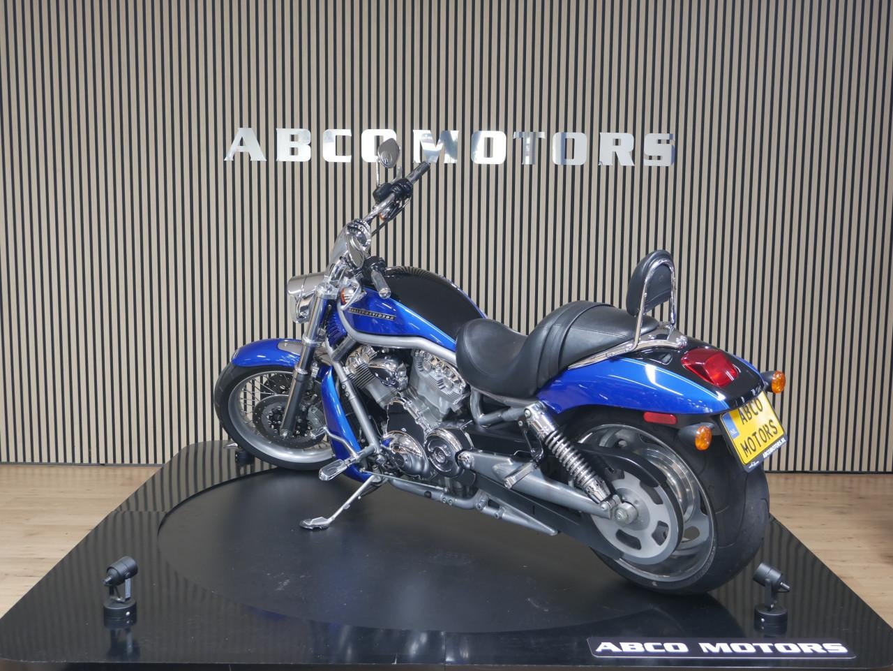 HARLEY-DAVIDSON VRSCAWA V-ROD ABS