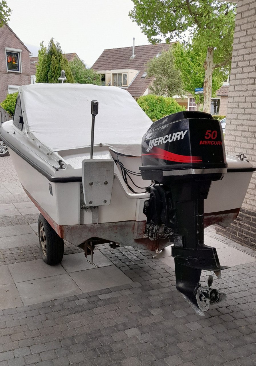 Te koop kajuitboot Taylor49