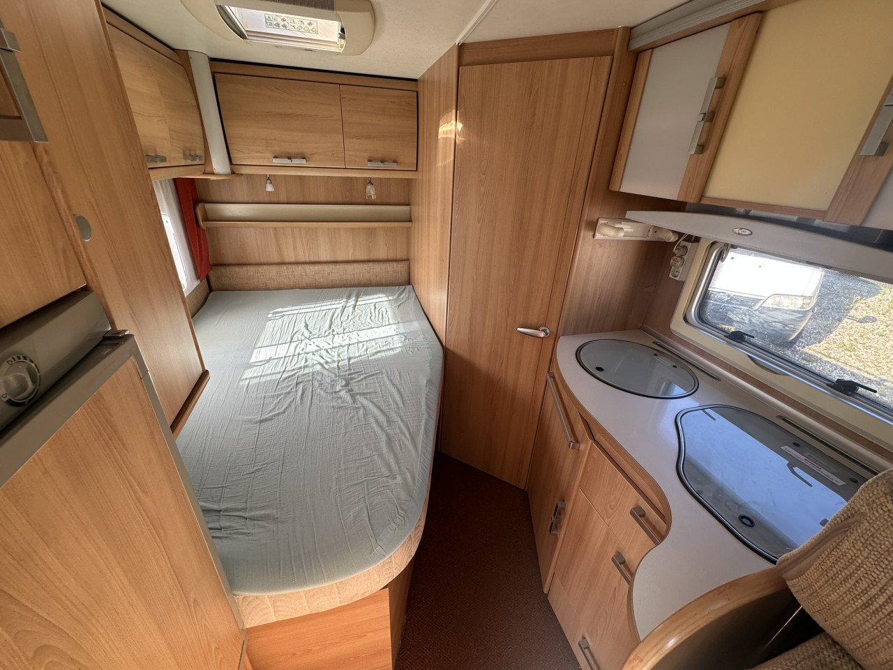 4 persoons Fiat / TEC Rotec camper  Ti593, ideaal voor het gezin.