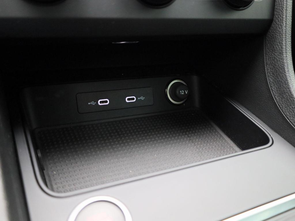 Seat Ateca 1.5 tsi style business intense | navigatie | apple carplay / and