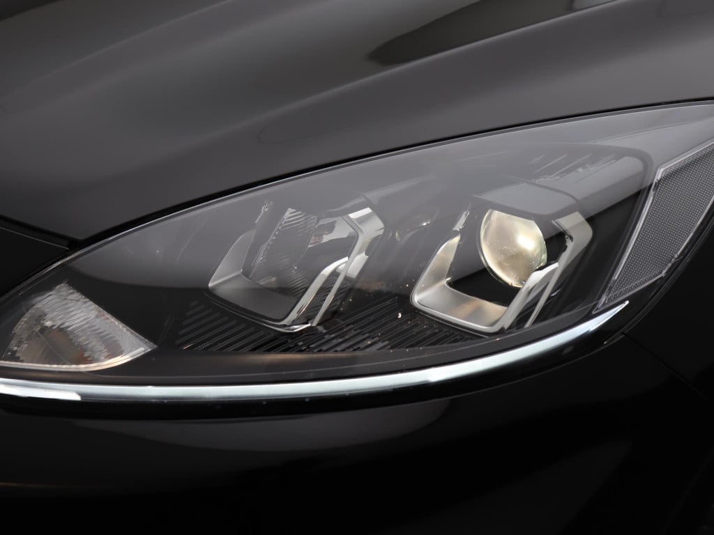 Ford Kuga 1.5 ecoboost st-line | navi | winterpakket | cruise control | lmv