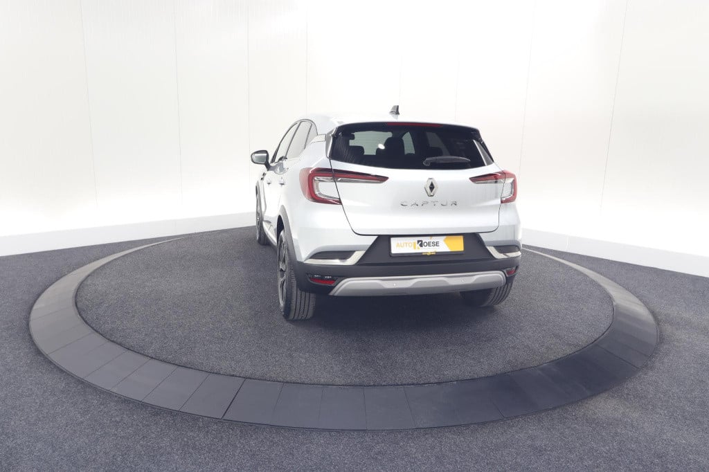Renault Captur tce 140 edc techno | camera | 9.3 inch groot scherm | stoelv