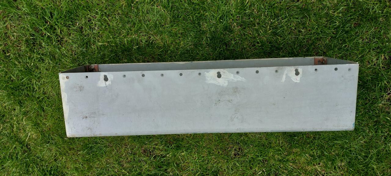 Waterdichte Aluminium Buitenbak voor kunstof Bloembak 70x19x16,5 cm.