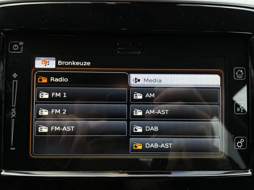 Suzuki Vitara 1.4 boosterjet select smart hybrid