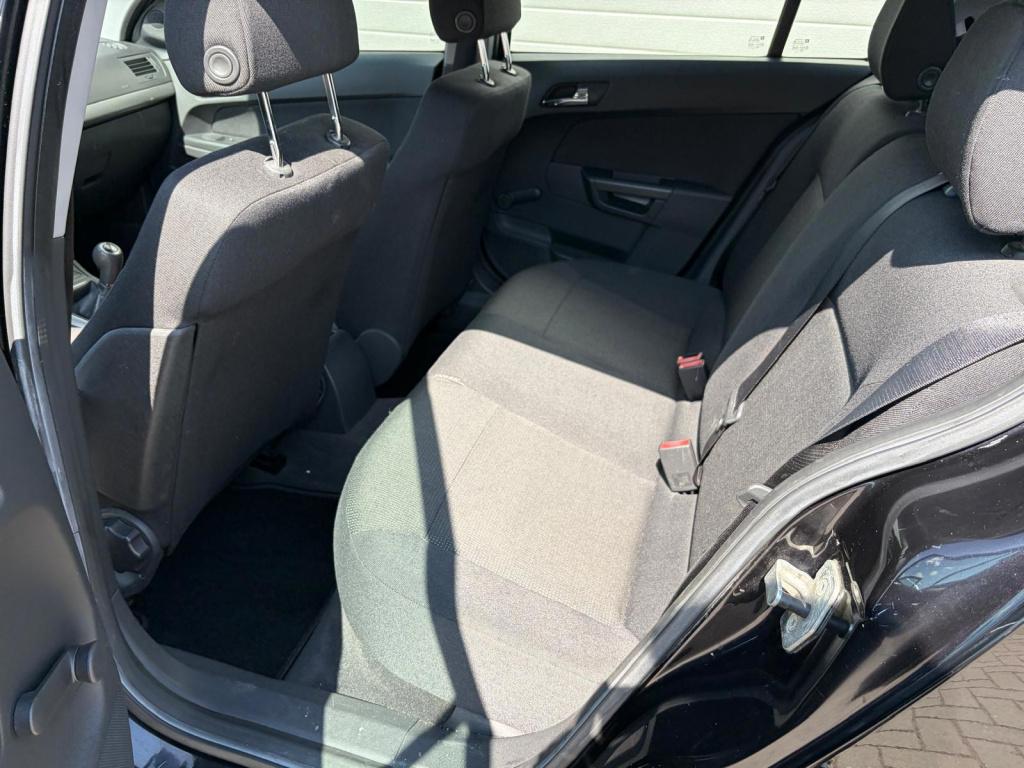 Opel Astra 1.4 essentia/1e eigenaar/airco/lichtmetaal/zwart metallic/