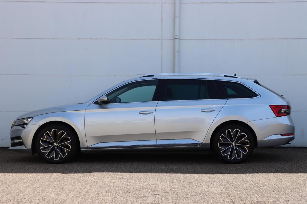 Skoda Superb combi 1.4 tsi iv laurin & klement 218pk dsg6 | soh 96,9% |