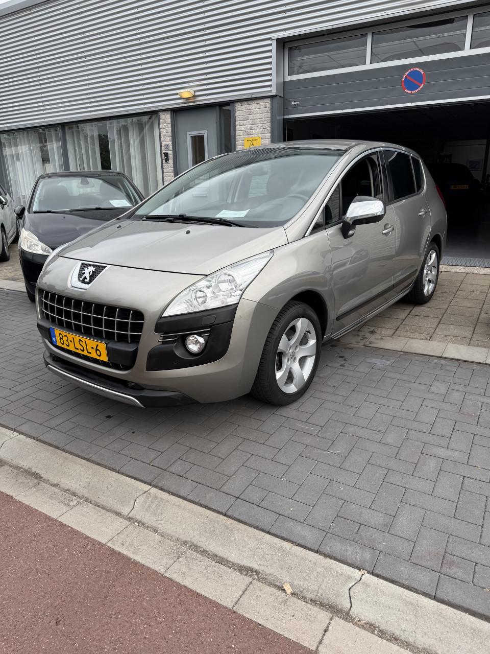 Peugeot 3008 automaat bouwjaar 2010