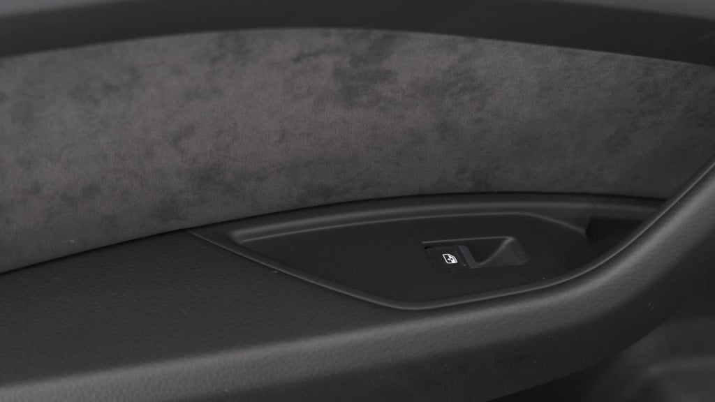 Audi E-tron sportback 55 quattro s edition 95 kwh 408 pk| head-up display |