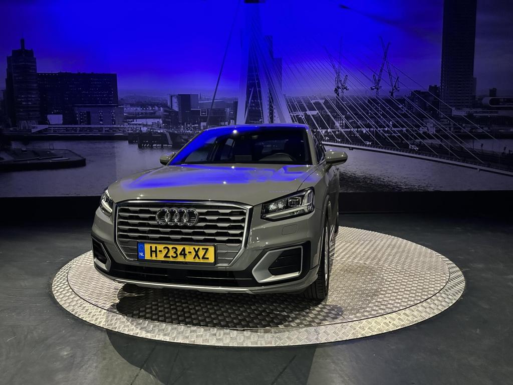 Audi Q2 35 tfsi epic *origineel nl*led*navi*carplay*camera*