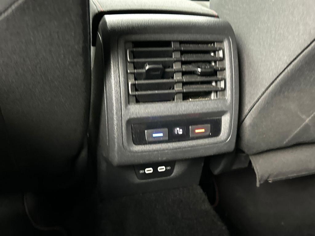 Volkswagen Golf 2.0 tsi gti | camera | harman kardon | head-up-display