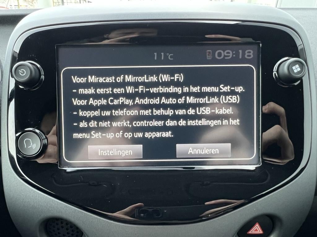 Toyota Aygo 1.0 vvt-i x-joy cabrio | nl auto | dealeronderhouden