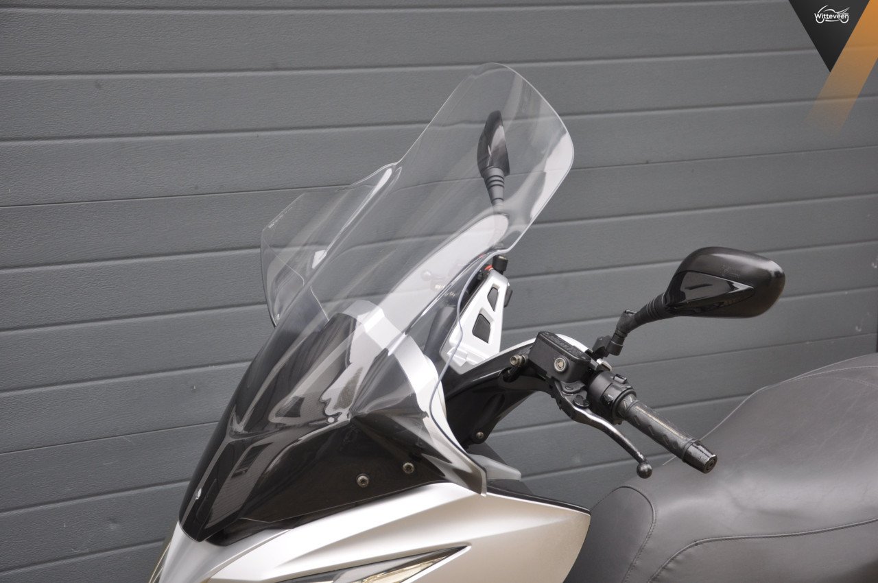 Kawasaki J300 ABS Nette scooter