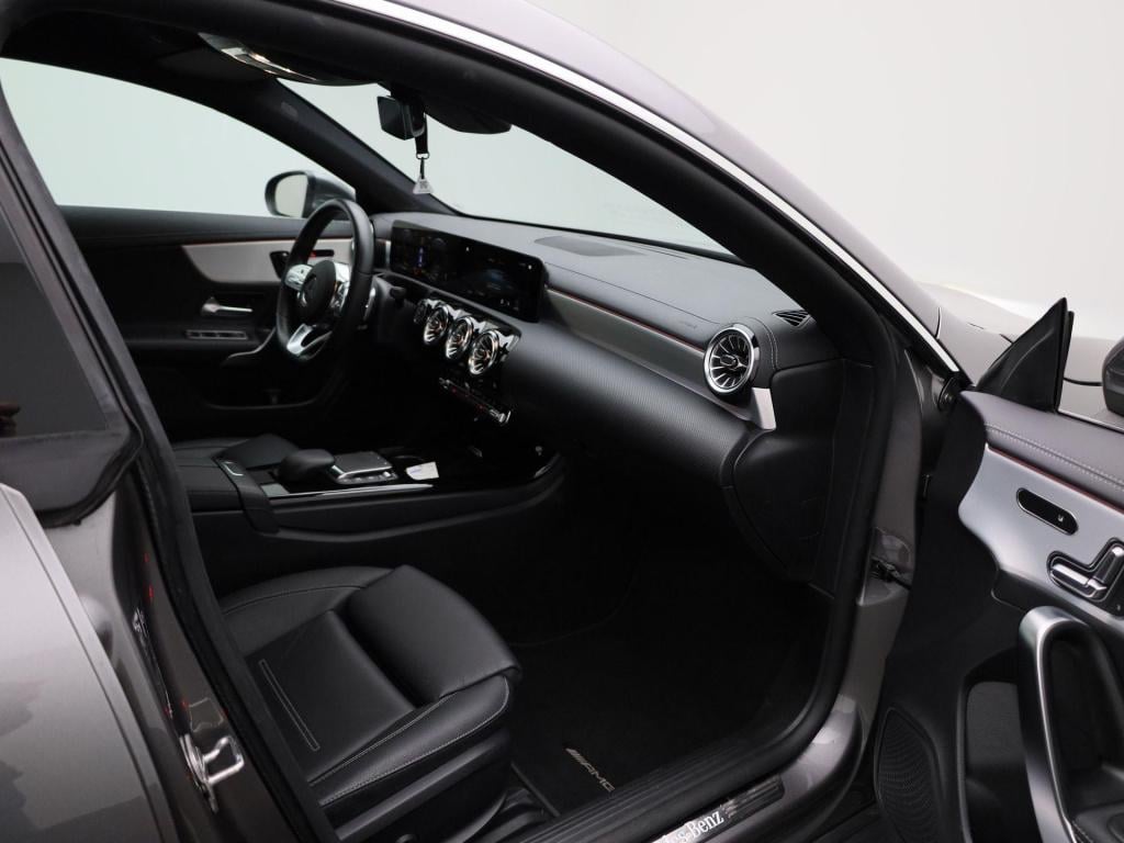 Mercedes-Benz Cla 250 e amg line | automaat | lmv | virtual cockpit | sfeer