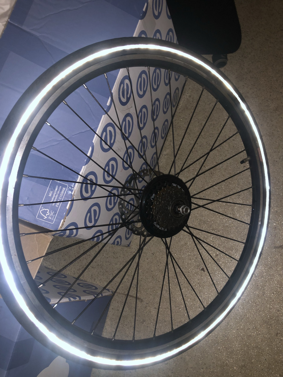 28inch wielen met schijfremmen en buitenbanddn