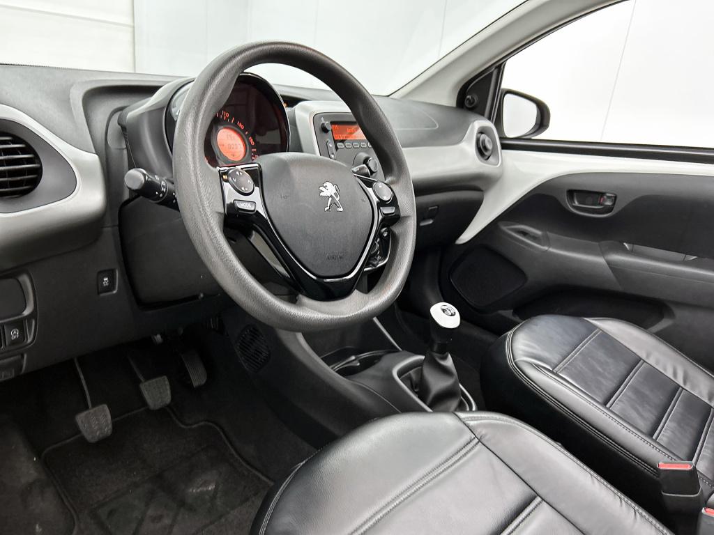Peugeot 108 72 pk active top! cabrio | rijklaar | lederen bekleding | airco