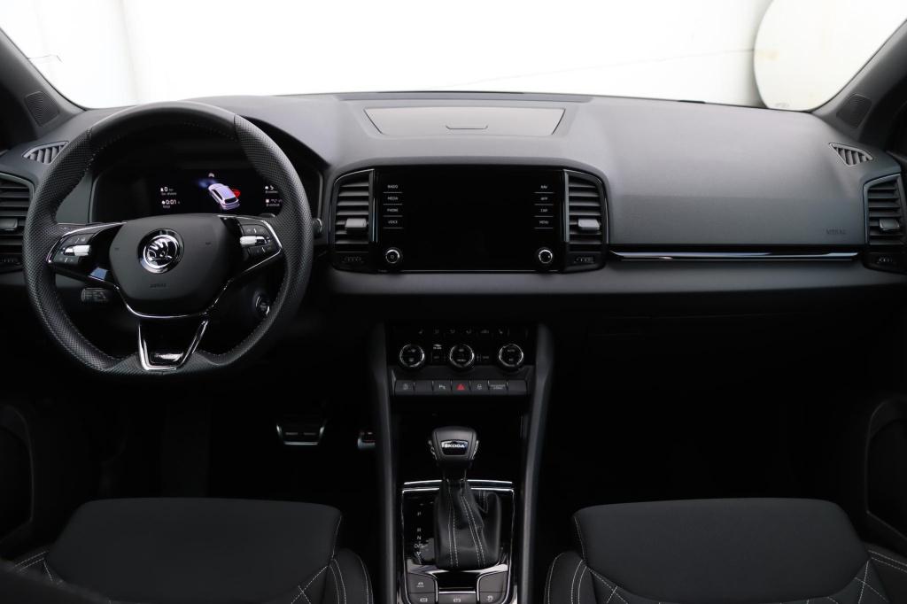 Skoda Karoq 1.5 tsi sportline business 150pk dsg7