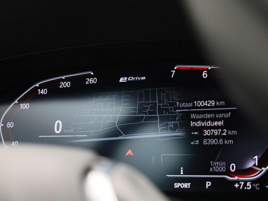 BMW 3-serie touring 330e edrive edition | automaat | lmv | leder | parkeer 