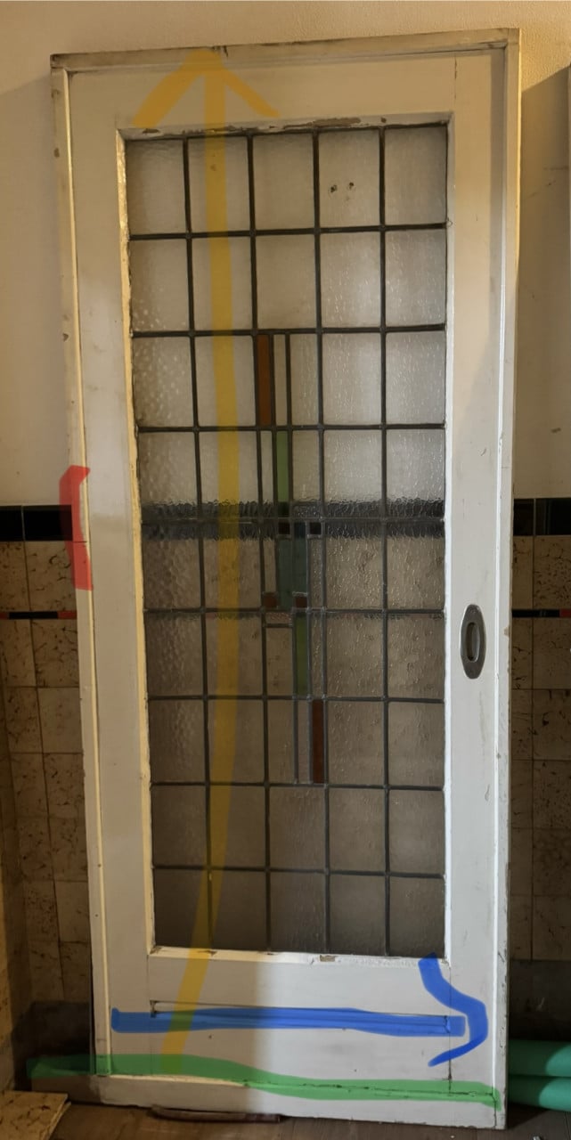 Oude originele ensuite deuren.