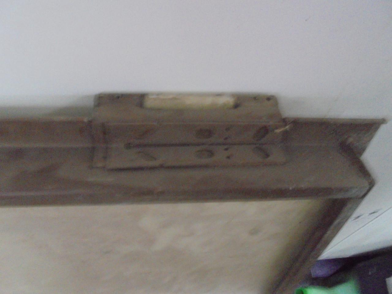 Te Koop een sStalen Deur met stalen kozijn