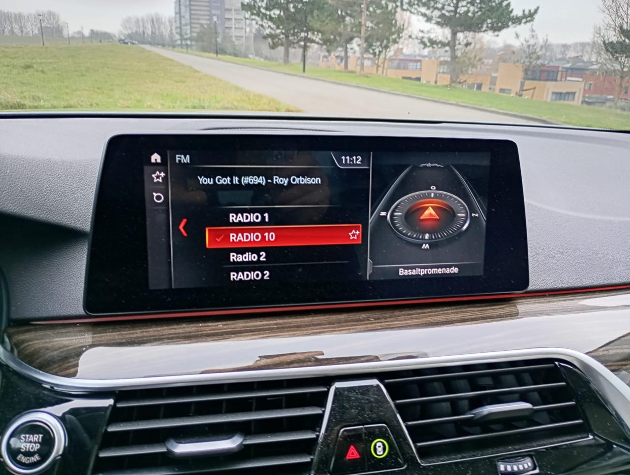 BMW 520i Business Edition | Leder | Trekhaak | APK 11-2026