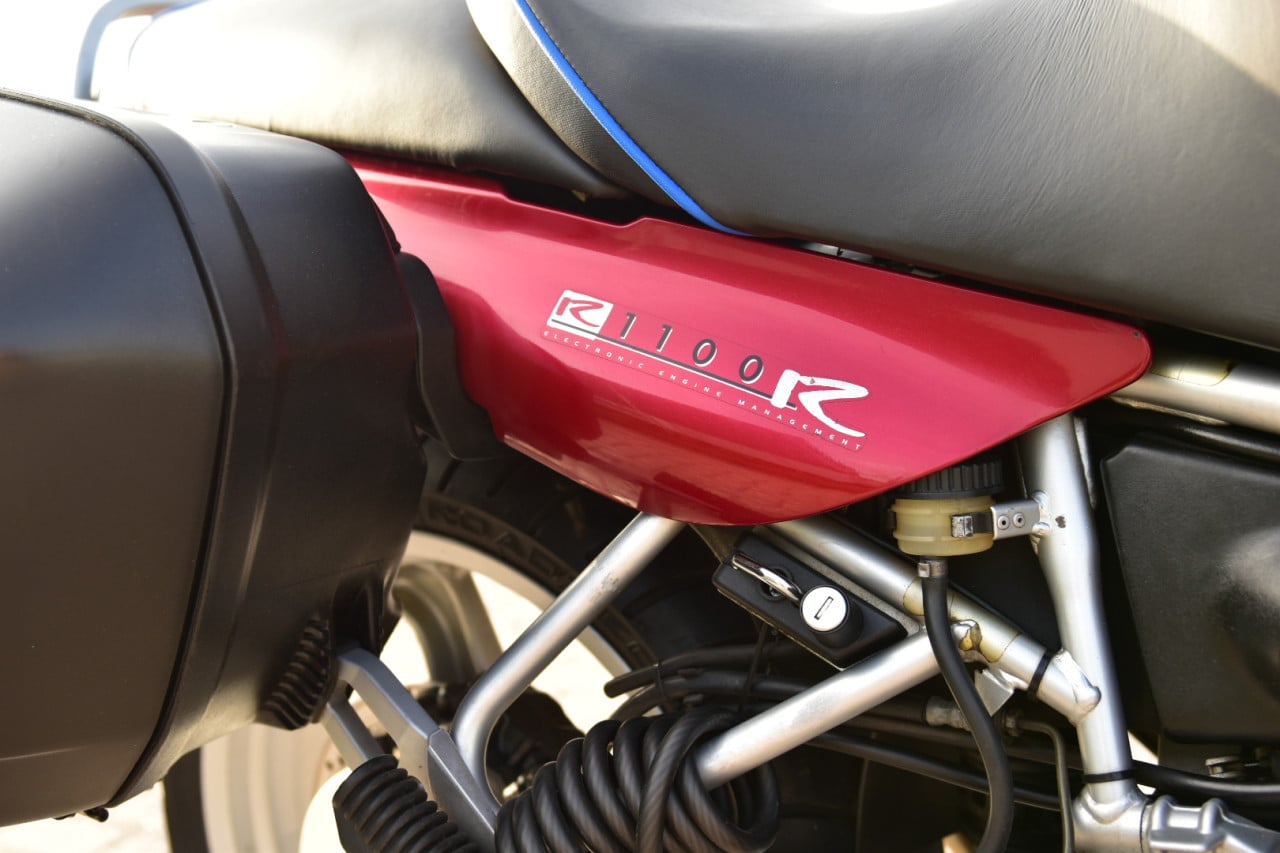 BMW R1100 R (2001)