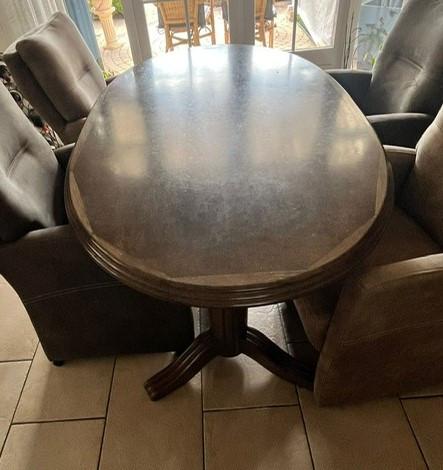 Eetkamertafel ovaal