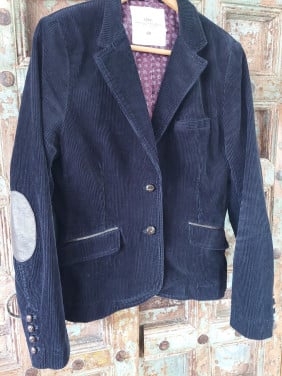Nieuwe zwarte H&M damesblazer mt 44