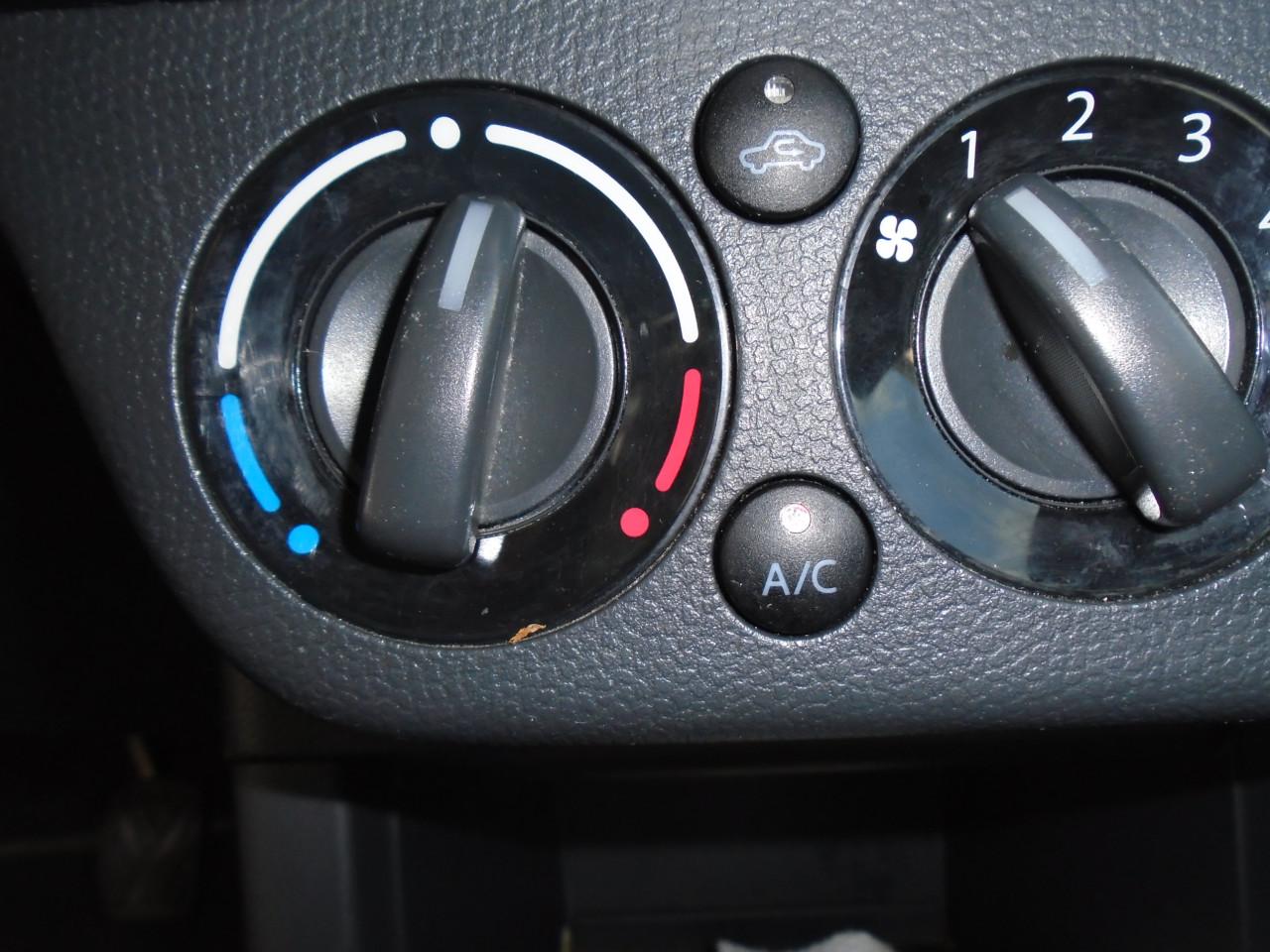 Suzuki Swift  Airco  141424km