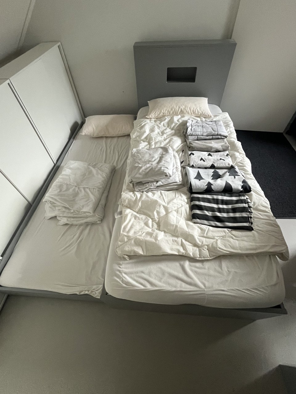 Bed - Uitschuifbed Inclusief Beddengoed. Tienerbed. Vt wonen store.