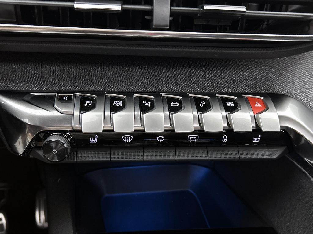Peugeot 3008 130 pk automaat gt line | rijklaar lederen bekleding | camera 