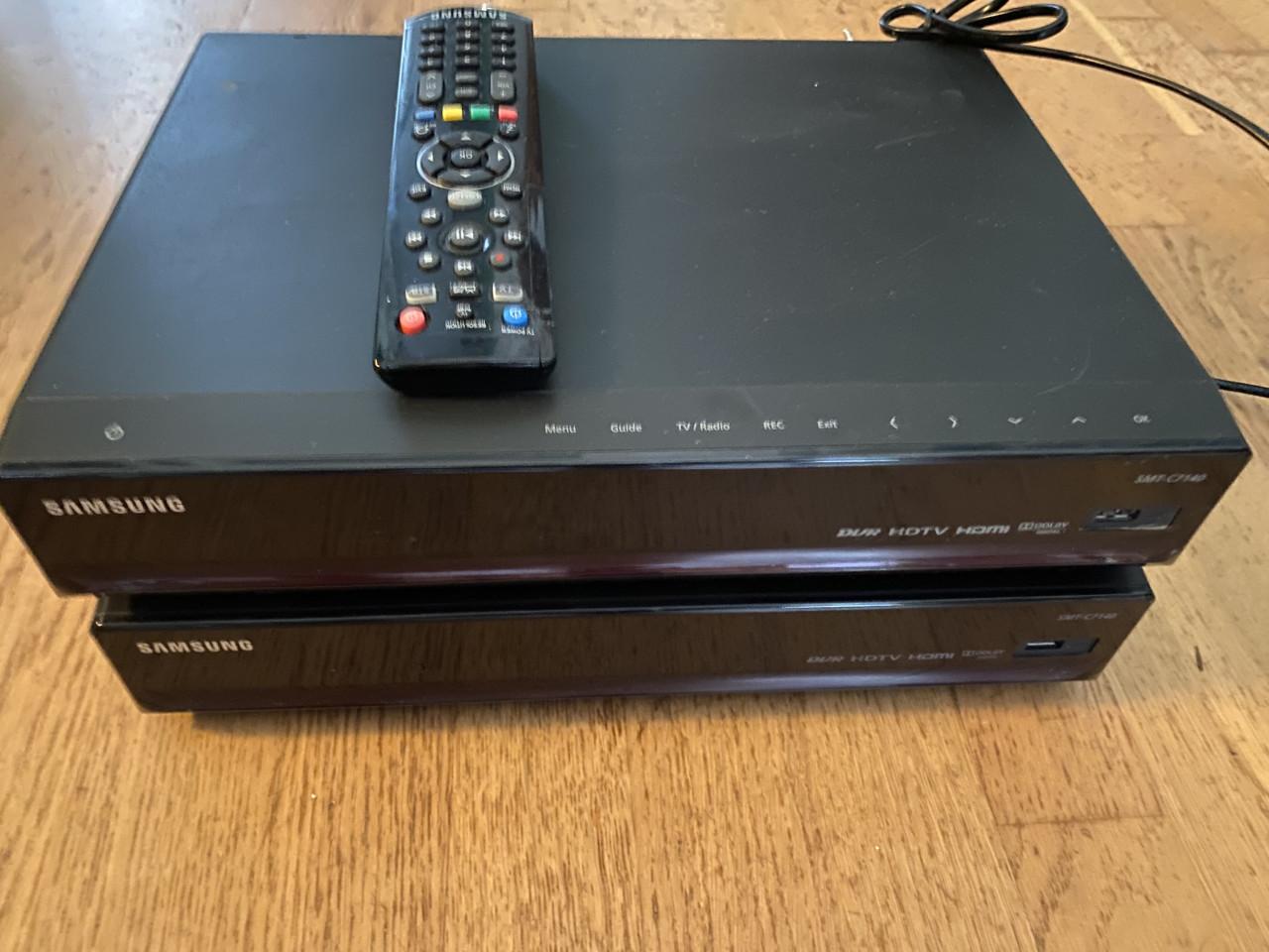2 Samsung SMT-C7140 decoders