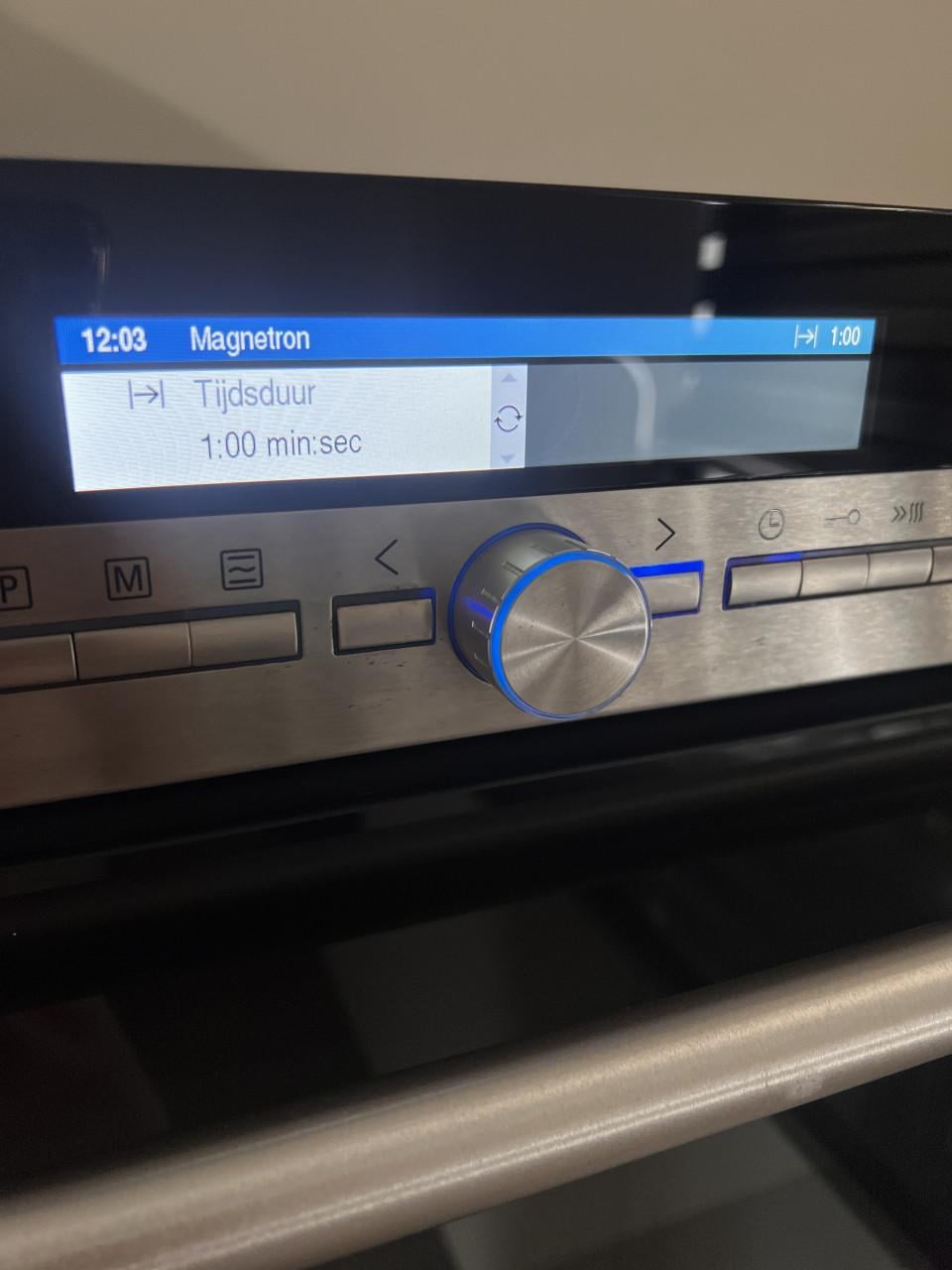 Nette Siemens HB86K575N Combimagnetron/oven