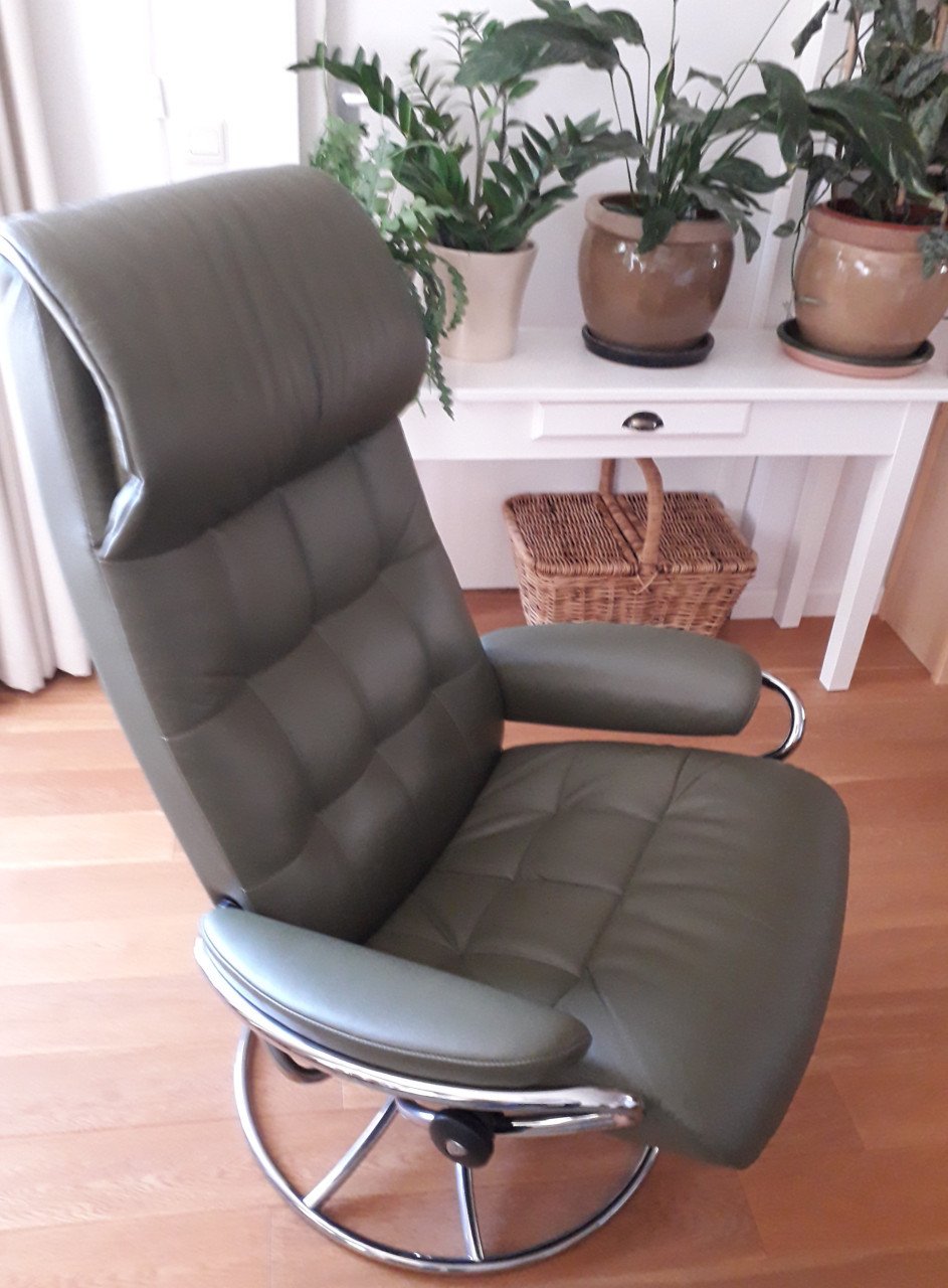 Stressless relaxfauteuil met voetenbank, Noors design.