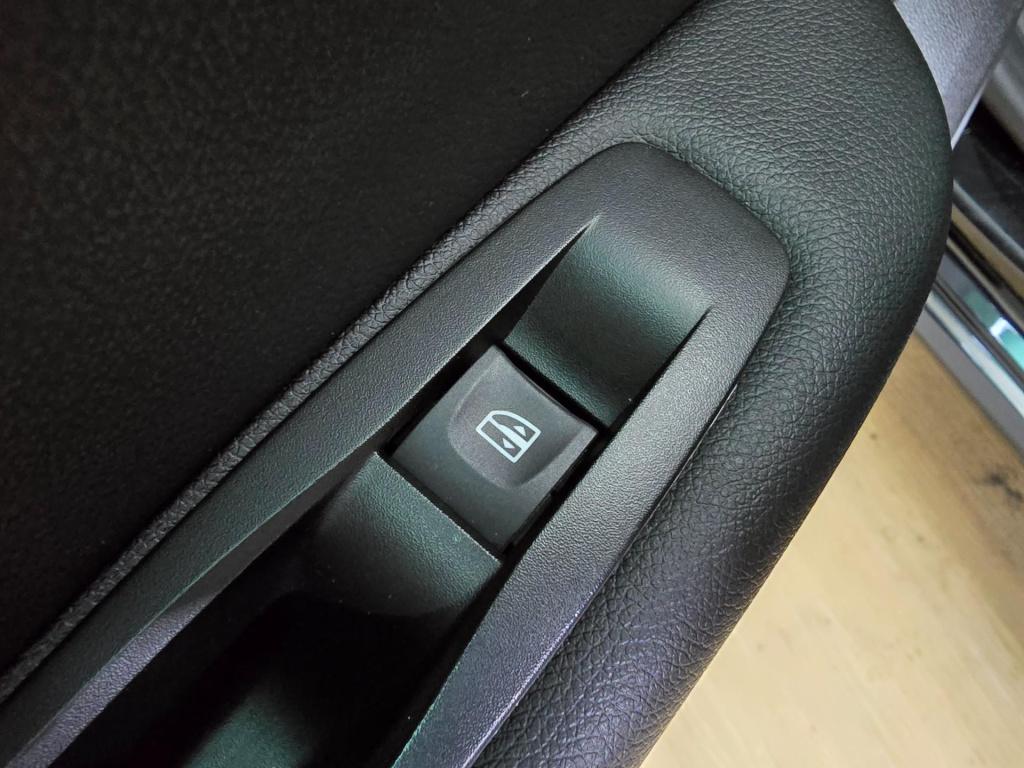 Renault Megane occasion 1.2 tce gt-line automaat | zwart | tweedehands rena
