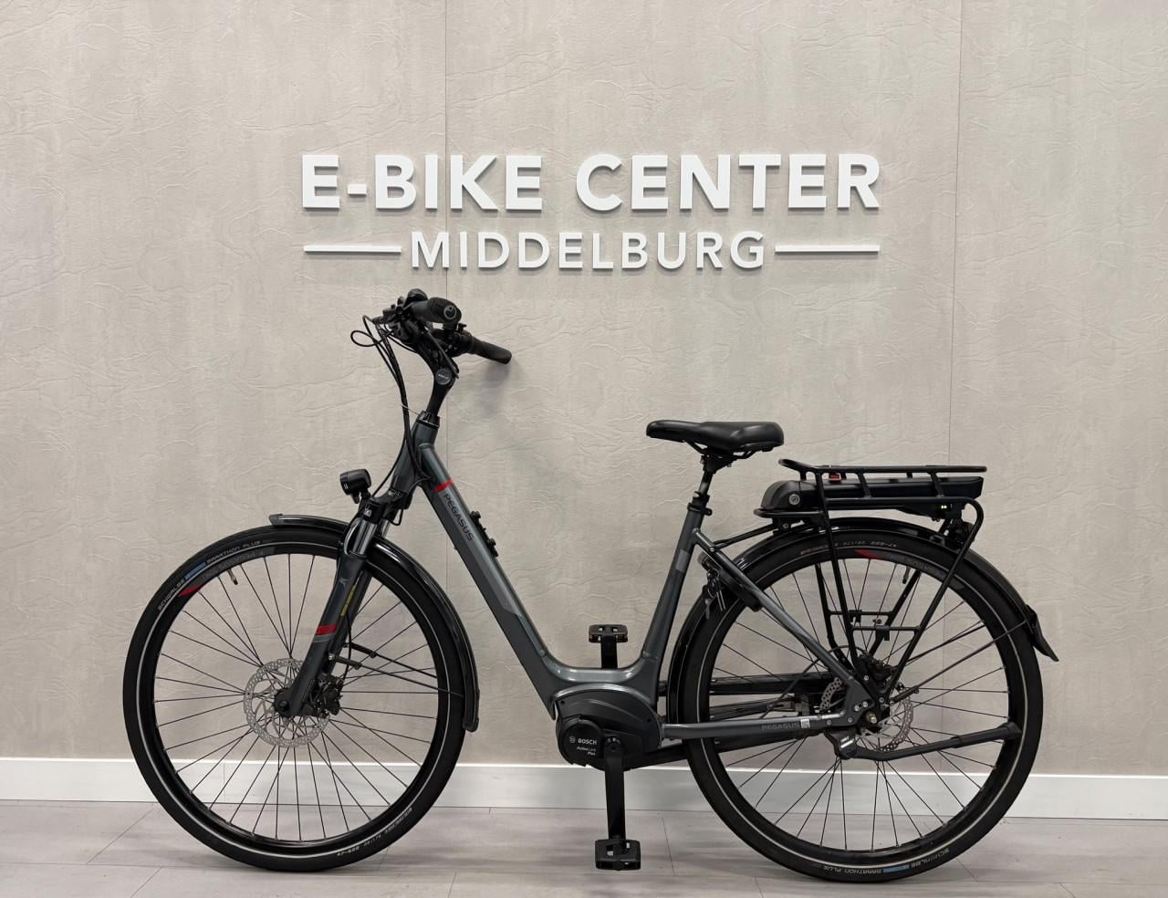 Pegasus Ravenna E8F Bosch Active Line Plus 50CM 500Wh
