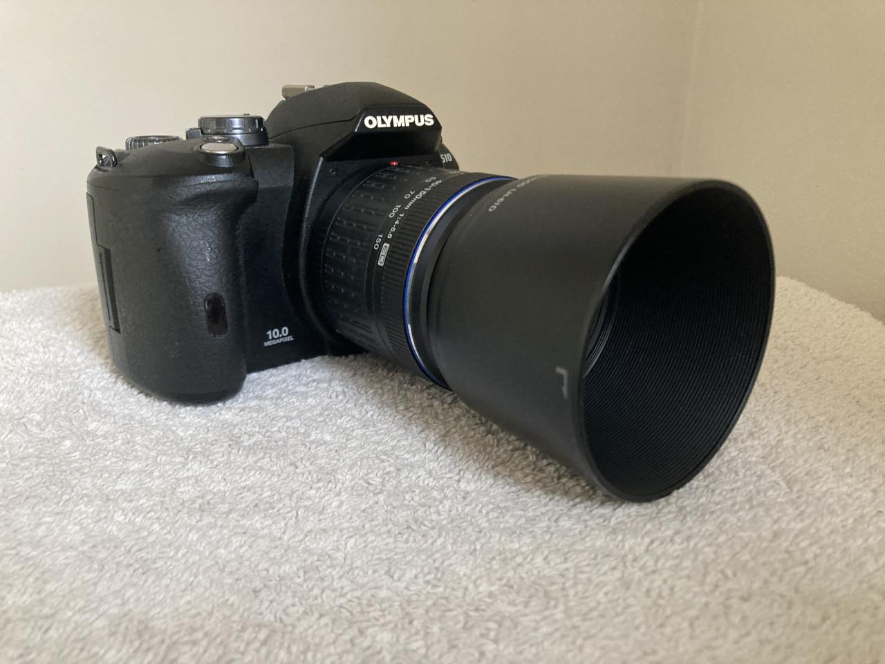 Olympus D-SLR E-510 met objectieven