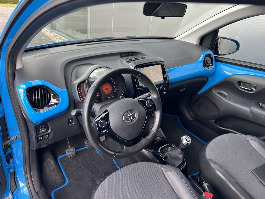 Toyota Aygo 1.0 vvt-i x-joy
