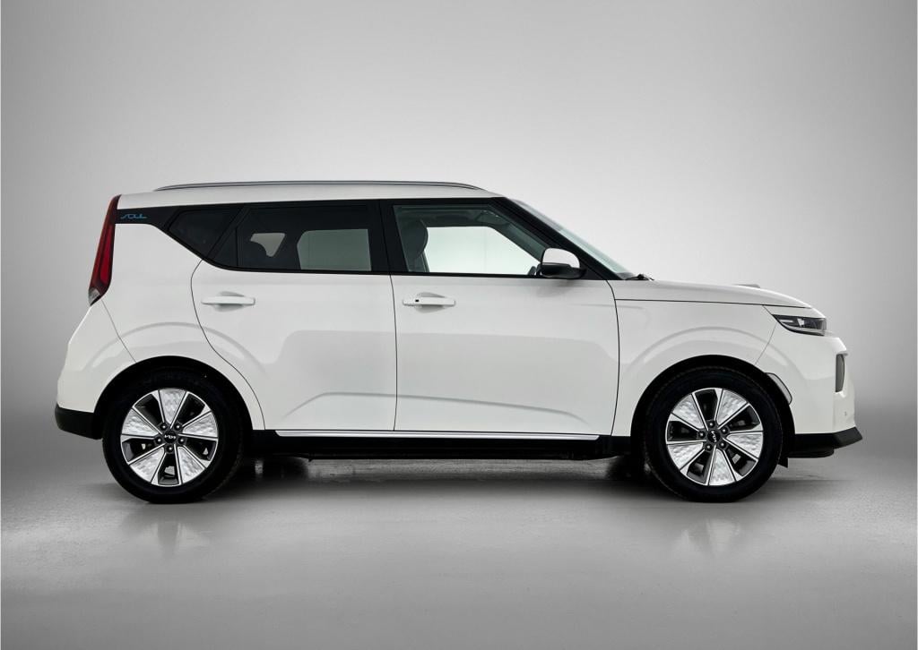 Kia E-soul dynamicplusline 64 kwh stoel/stuurverwarming | trekhaak |