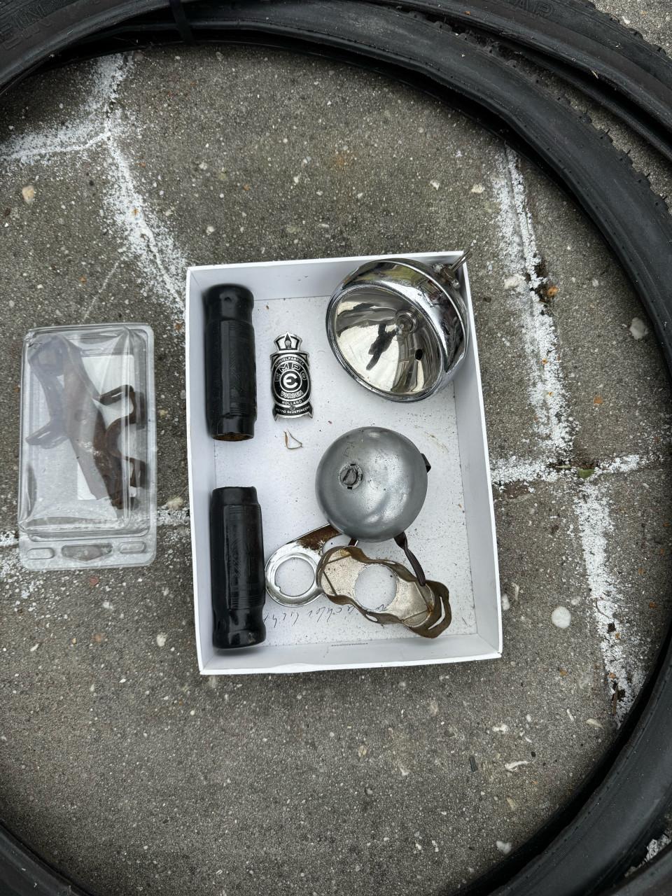 Empo transportfiets onderdelen alleen 28 “ wielen ontbreken