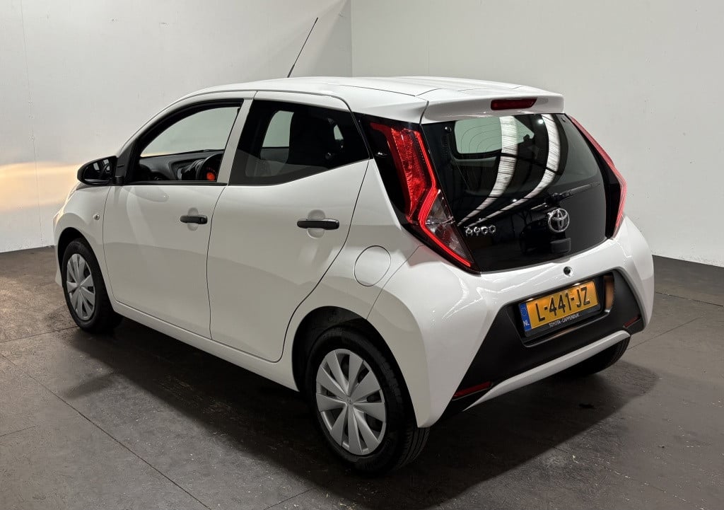 Toyota Aygo 1.0 vvt-i x-fun | airco |