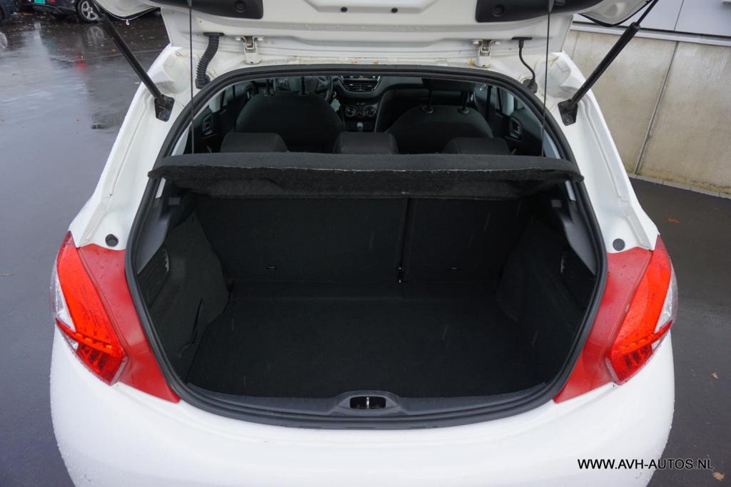 Peugeot 208 1.2 vti urban soul