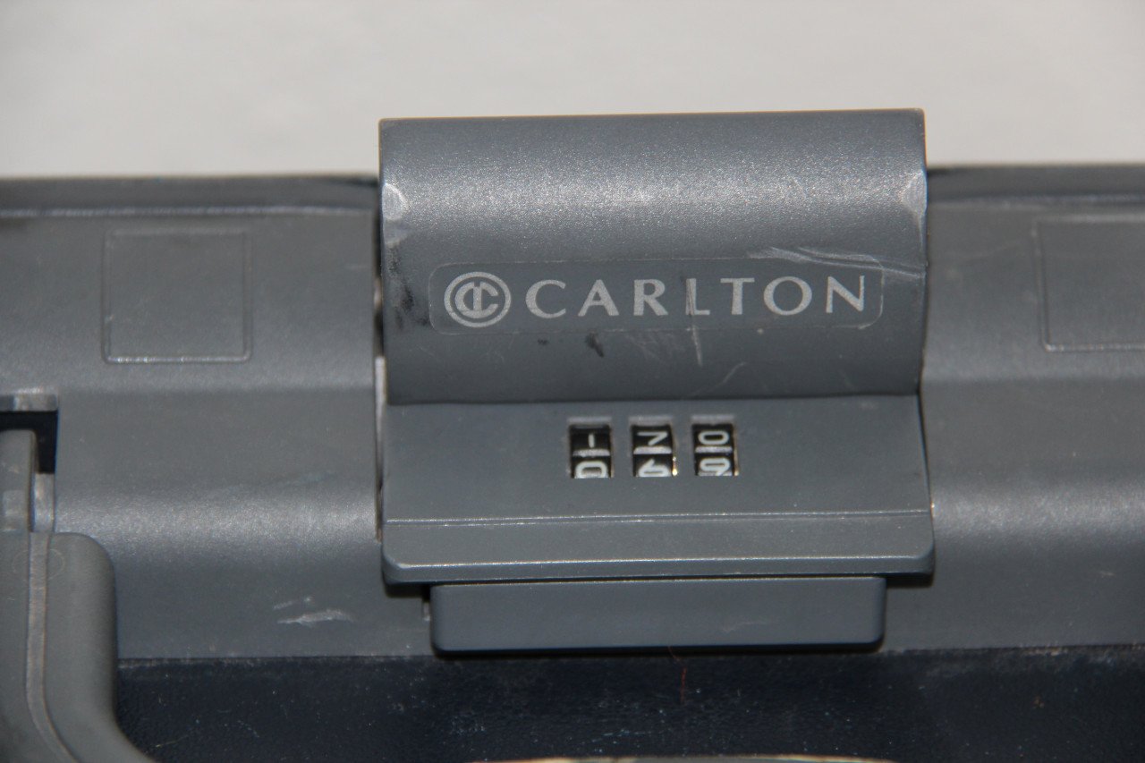 Carlton koffer, met wieltjes