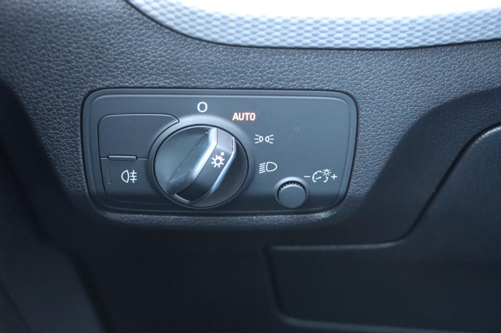 Audi Q2 35 tfsi advanced edition 150pk s-tronic