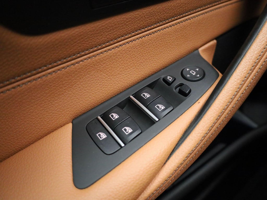 BMW 5 Serie touring 520e executive | automaat | leder | navigatie | apple c