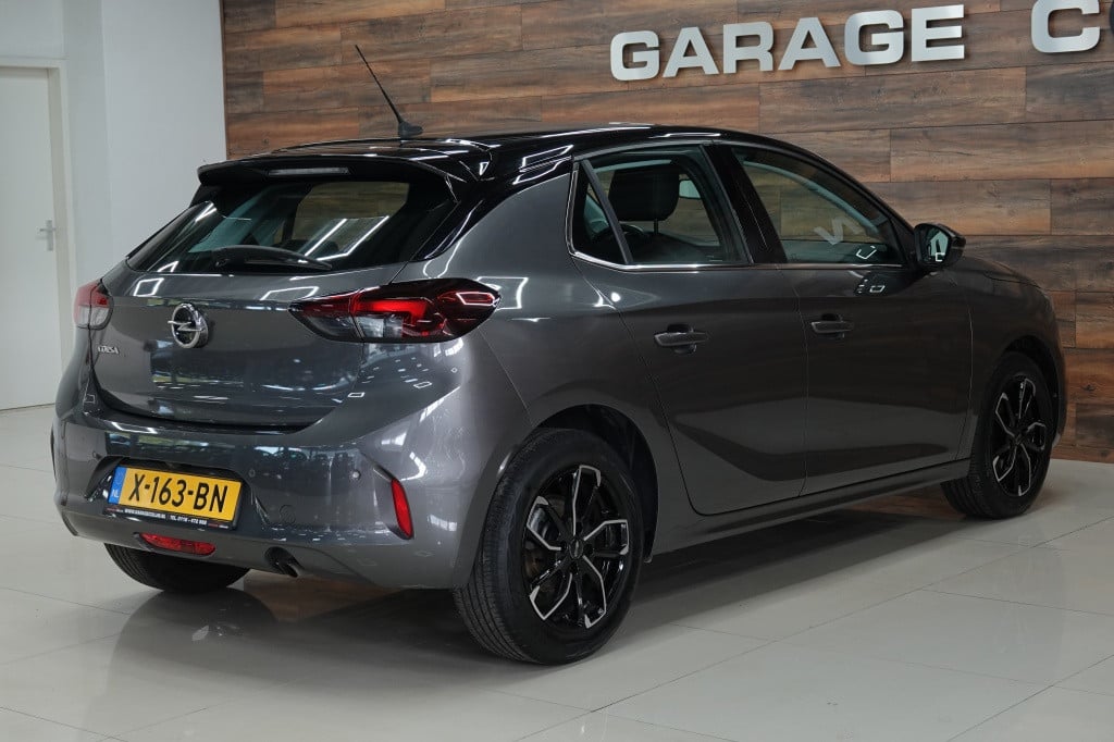 Opel Corsa 1.2 gs line | cruise | carplay | camera | pdc |