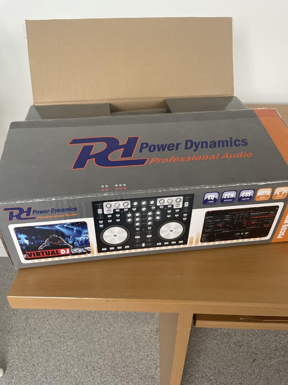 Power dynamics dj controller