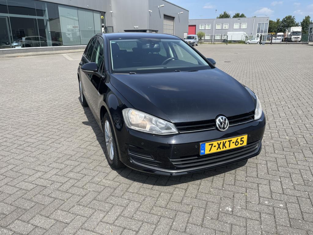 Volkswagen Golf 1.2 tsi cup edition 85 dkm navi