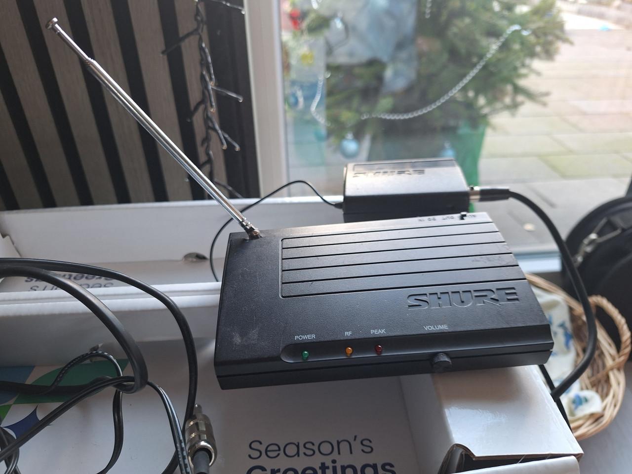 Shure draadloos systeem gitaar