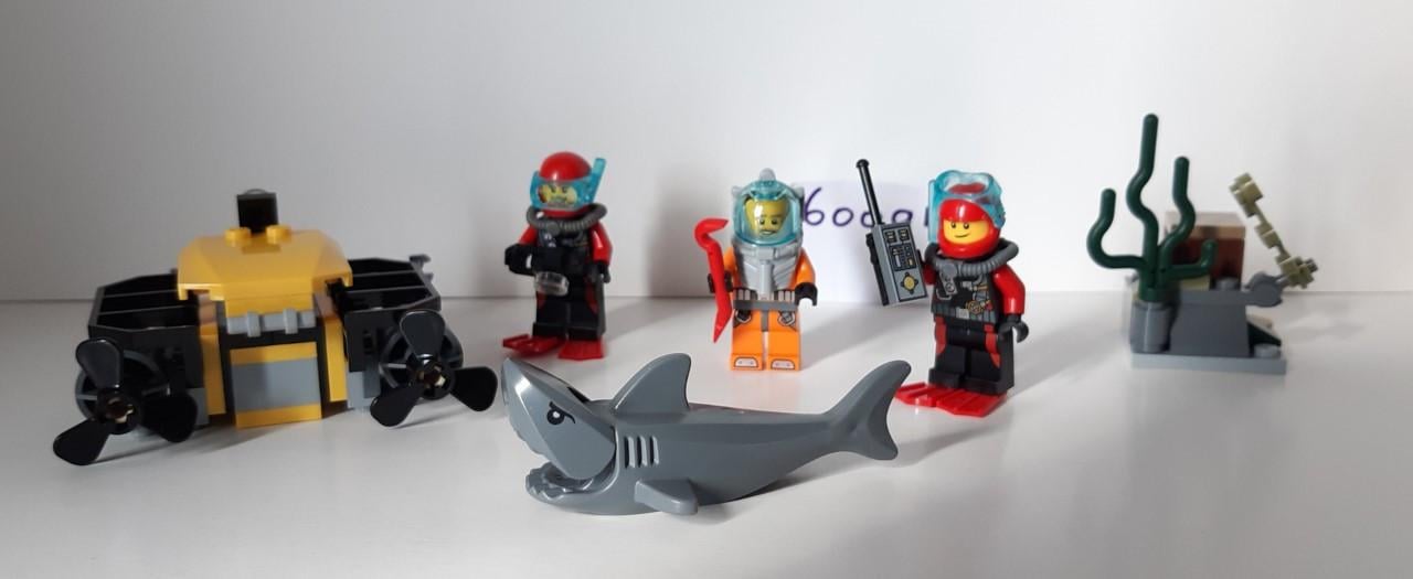 LEGO City 60091: Diepzee Starter Set,3 minifiguren + haai, boekje  + doos