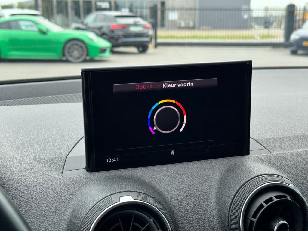 Audi Q2 1.4 tfsi cod * carplay * sfeerverlichting * stoelverwarming
